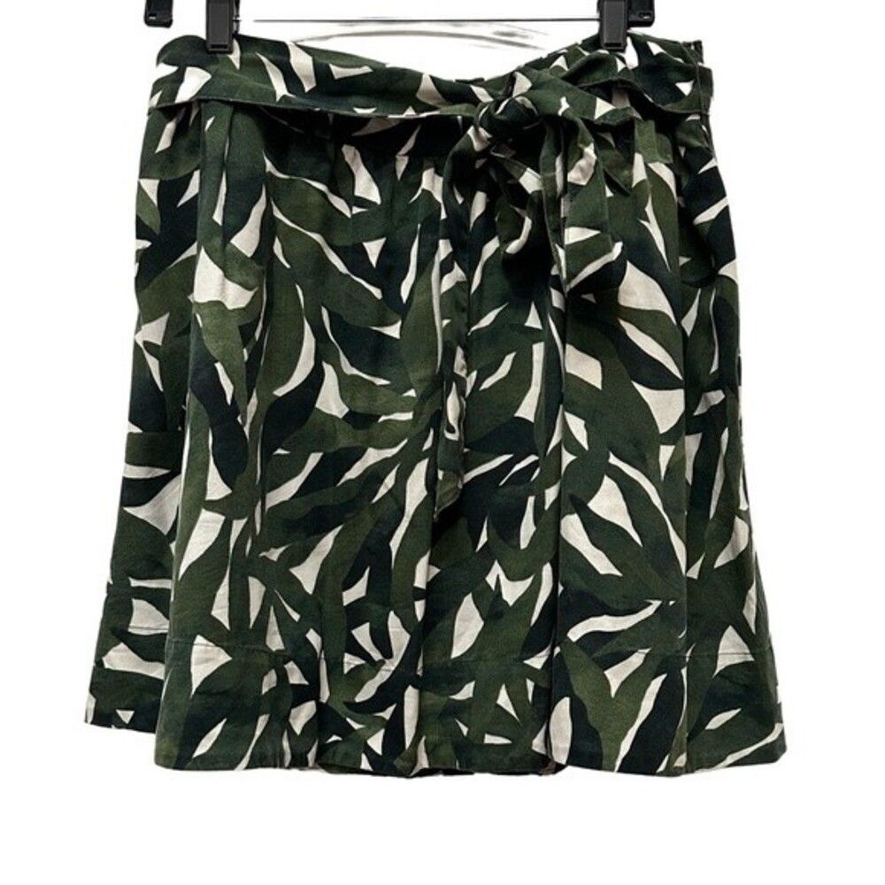 Land’s End Floral Green Skirt with Pockets & Belt Size 16P